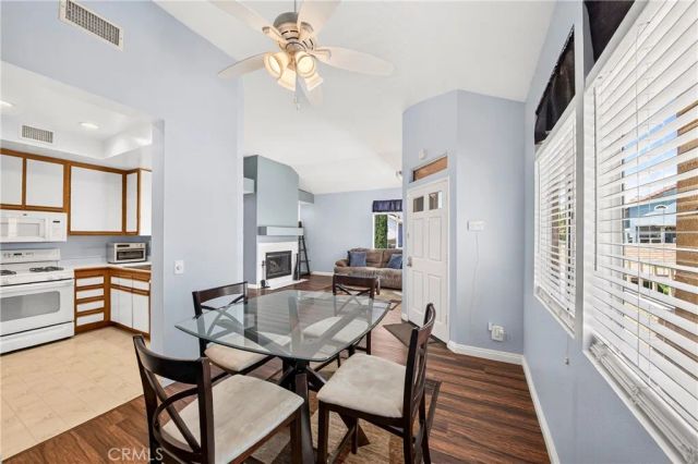 3140 Castelar Court 201, Corona, CA 92882