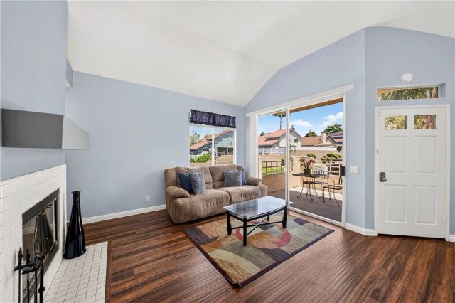 3140 Castelar Court 201, Corona, CA 92882