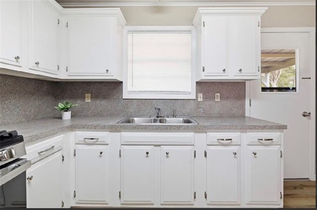 6102 NOEL Street, Alexandria, LA 71301