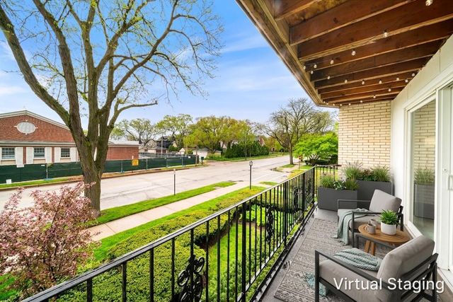 701 Ridge Road 2A, Wilmette, IL 60091
