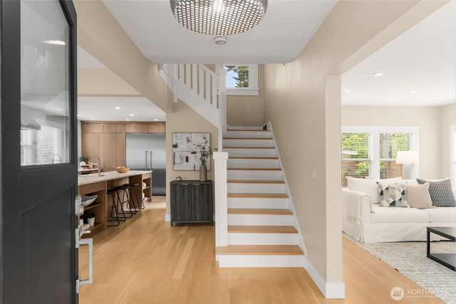 170 Lynn Street, Seattle, WA 98109