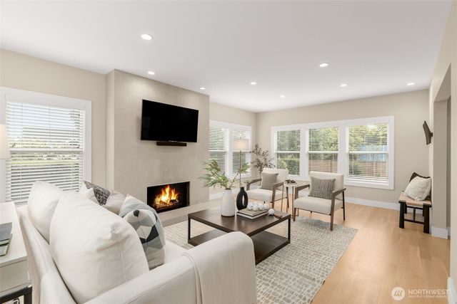170 Lynn Street, Seattle, WA 98109