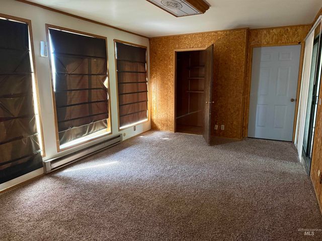 141 Wirsching Ave W, Twin Falls, ID 83301