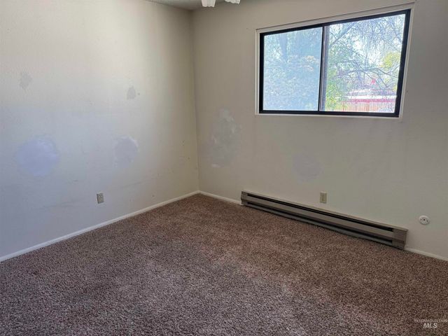 141 Wirsching Ave W, Twin Falls, ID 83301