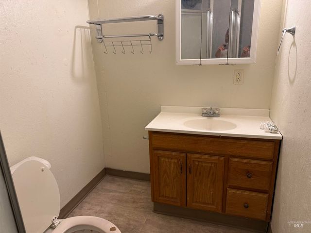 141 Wirsching Ave W, Twin Falls, ID 83301