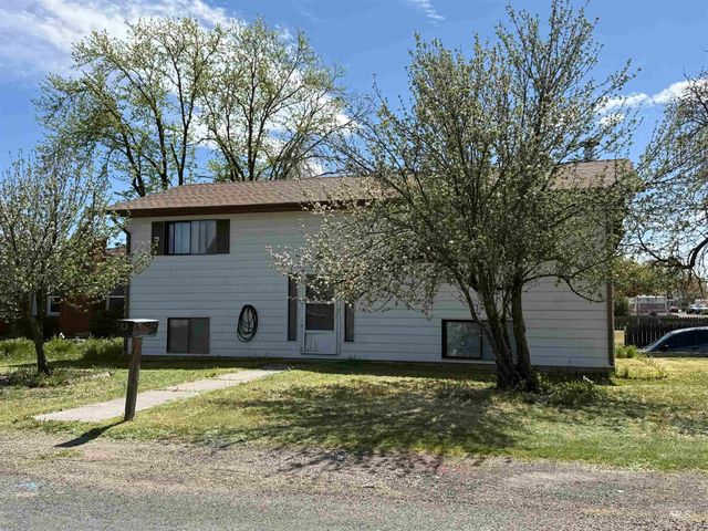 141 Wirsching Ave W, Twin Falls, ID 83301