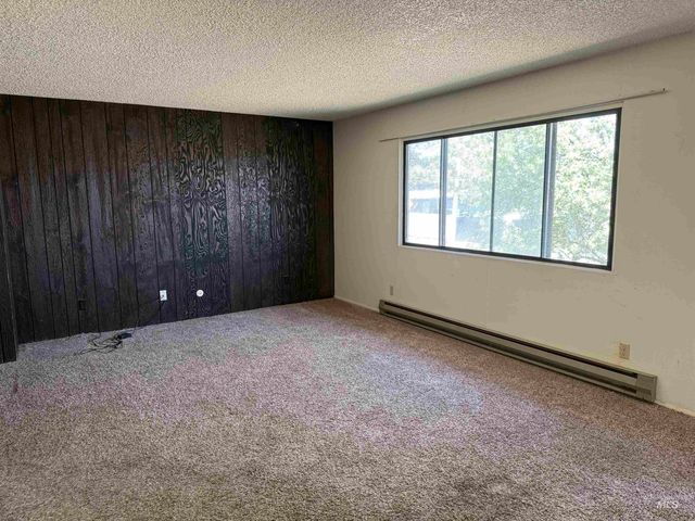 141 Wirsching Ave W, Twin Falls, ID 83301