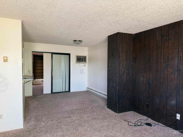 141 Wirsching Ave W, Twin Falls, ID 83301