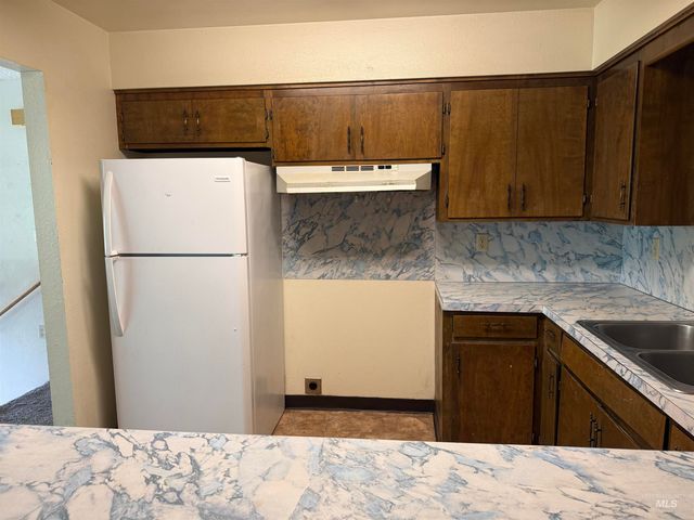 141 Wirsching Ave W, Twin Falls, ID 83301