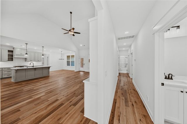 29 Grantham Drive, Bella Vista, AR 72714