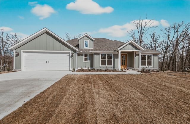 29 Grantham Drive, Bella Vista, AR 72714