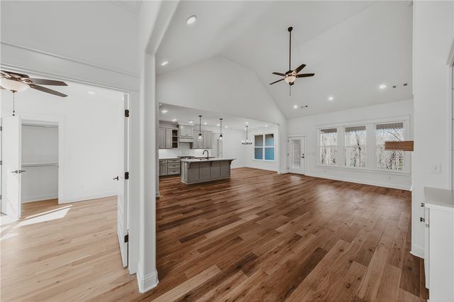 29 Grantham Drive, Bella Vista, AR 72714