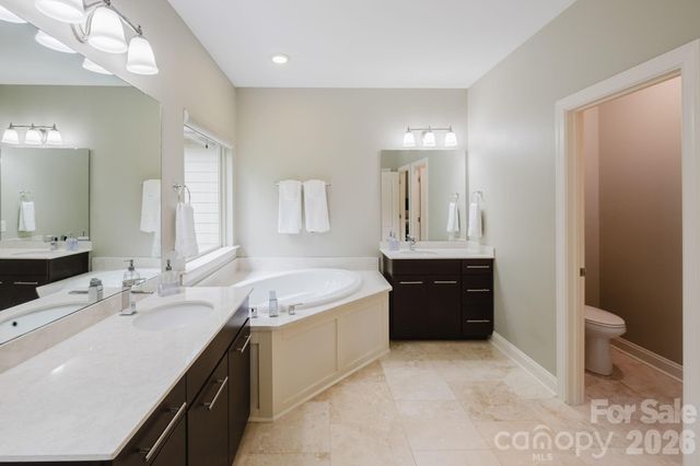 2626 Hamilton Crossings Drive, Charlotte, NC 28214