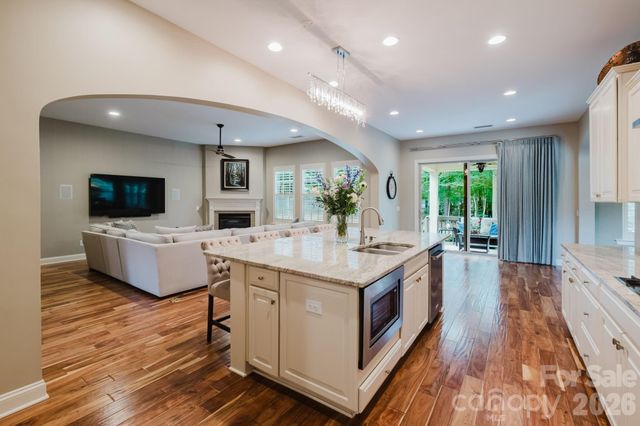 2626 Hamilton Crossings Drive, Charlotte, NC 28214
