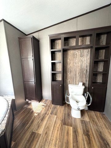 121 Tropical Breeze Lane, Aransas Pass, TX 78336