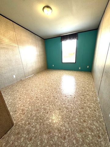 121 Tropical Breeze Lane, Aransas Pass, TX 78336