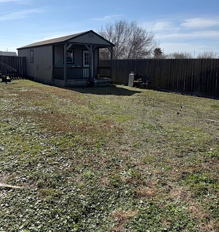 121 Tropical Breeze Lane, Aransas Pass, TX 78336