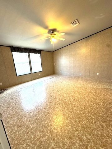 121 Tropical Breeze Lane, Aransas Pass, TX 78336