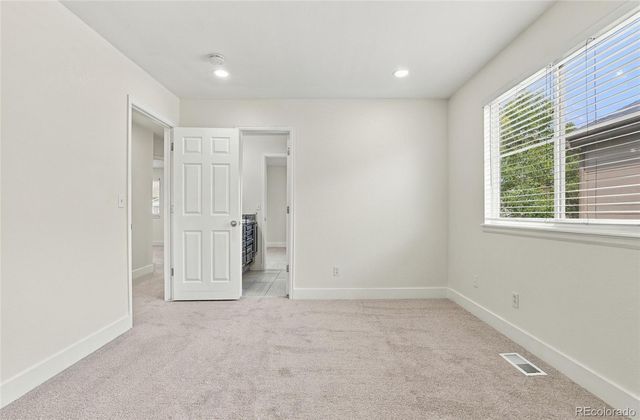 5070 S Olathe, Centennial, CO 80015