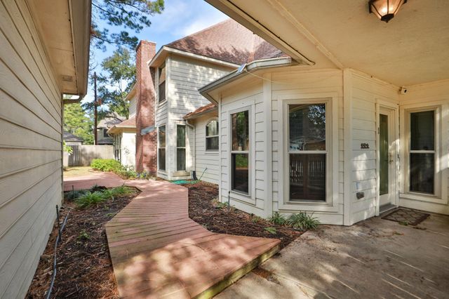 17627 Champion Forest Drive, Spring, TX 77379