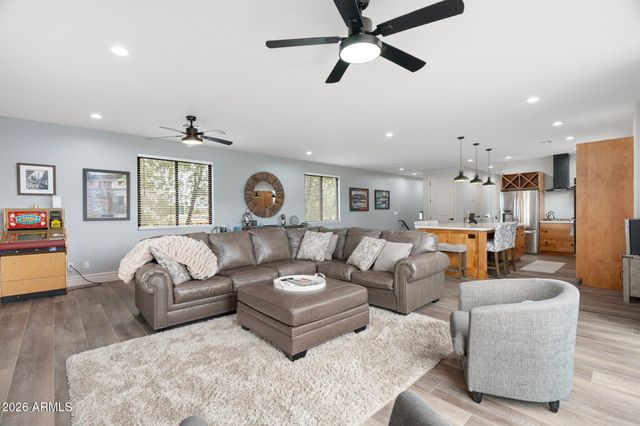 3112 N VALENCIA Lane, Phoenix, AZ 85018