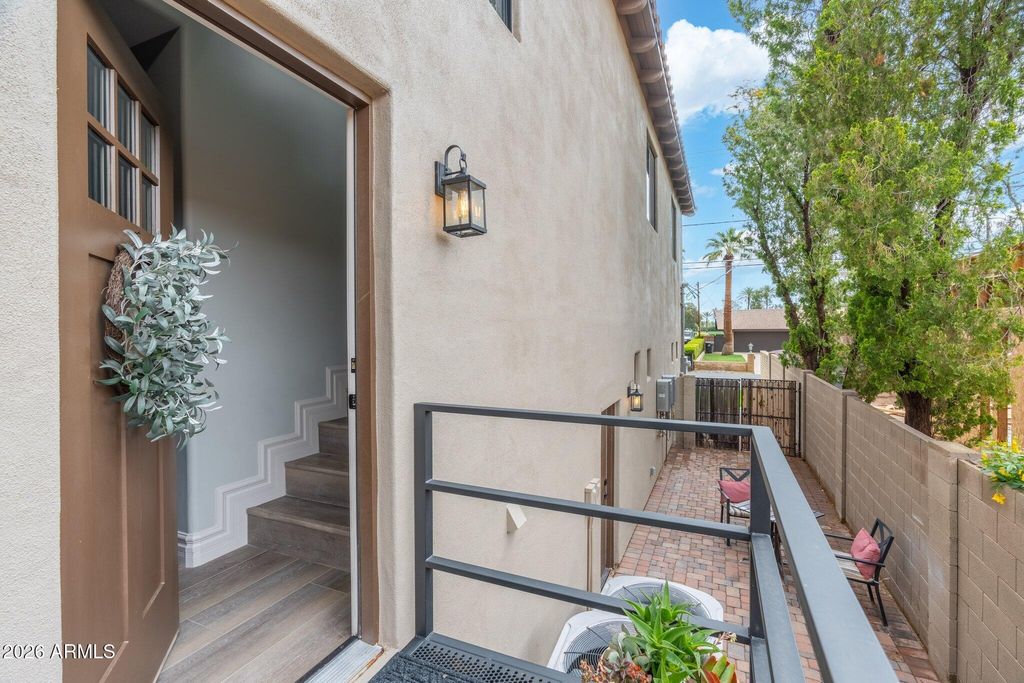 3112 N VALENCIA Lane, Phoenix, AZ 85018