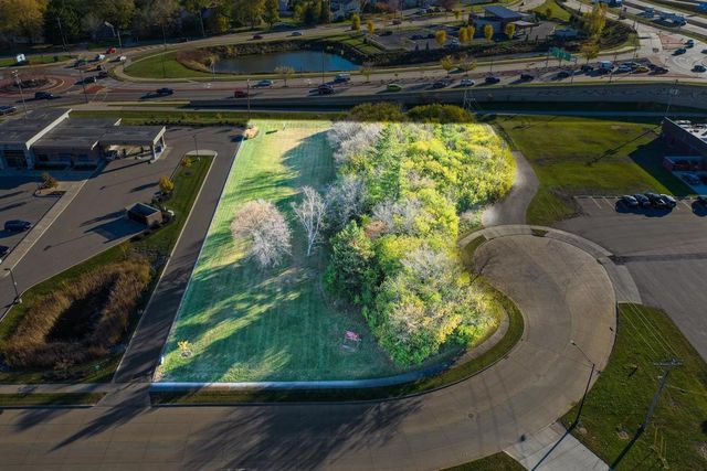 1875 RATH LANE, Oshkosh, WI 54902