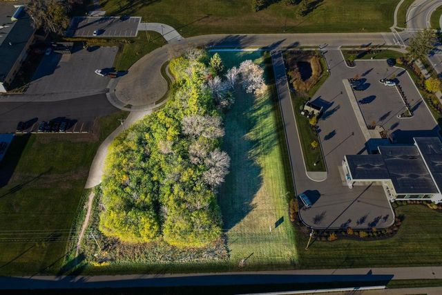 1875 RATH LANE, Oshkosh, WI 54902