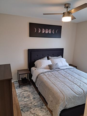 1702 Crest Point Drive, Arlington, TX 76012