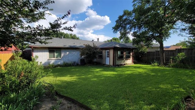 10207 Sweet Gum Street, Dallas, TX 75249