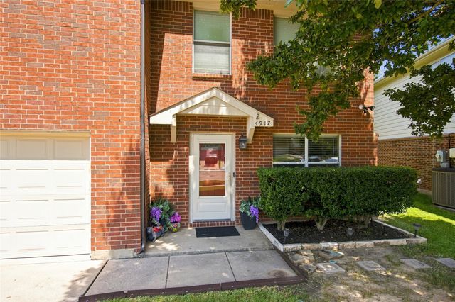4917 Trail Hollow Drive, Fort Worth, TX 76244