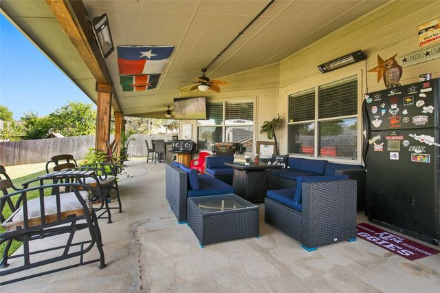 4917 Trail Hollow Drive, Fort Worth, TX 76244