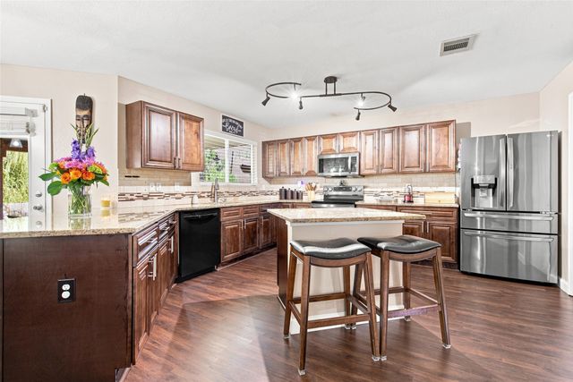 4917 Trail Hollow Drive, Fort Worth, TX 76244