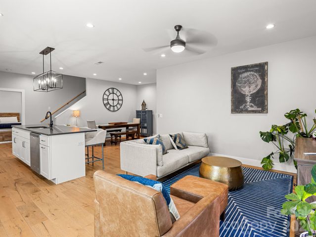 117 Dangerfield Court, Asheville, NC 28806