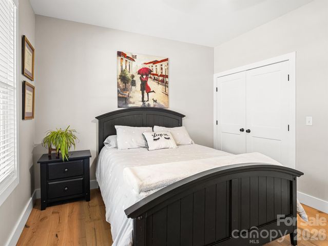 117 Dangerfield Court, Asheville, NC 28806