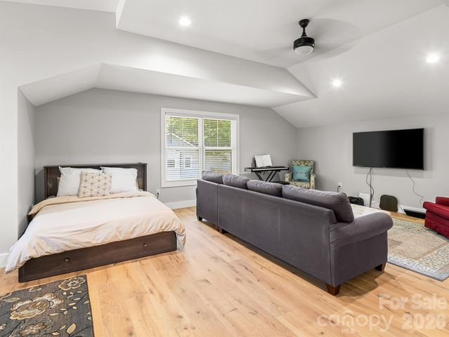 117 Dangerfield Court, Asheville, NC 28806