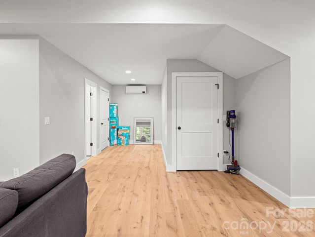 117 Dangerfield Court, Asheville, NC 28806