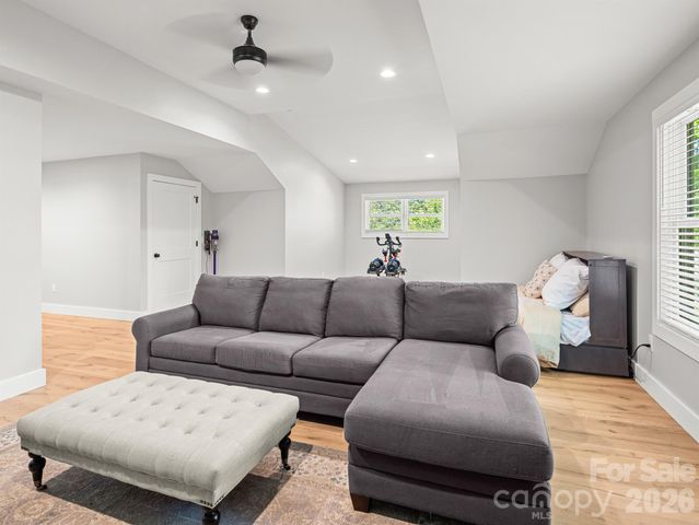 117 Dangerfield Court, Asheville, NC 28806