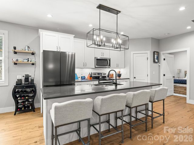 117 Dangerfield Court, Asheville, NC 28806
