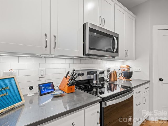 117 Dangerfield Court, Asheville, NC 28806