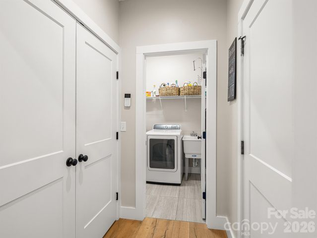 117 Dangerfield Court, Asheville, NC 28806
