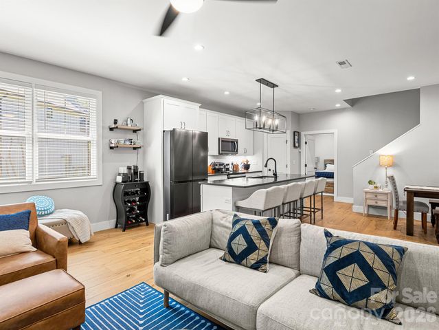 117 Dangerfield Court, Asheville, NC 28806