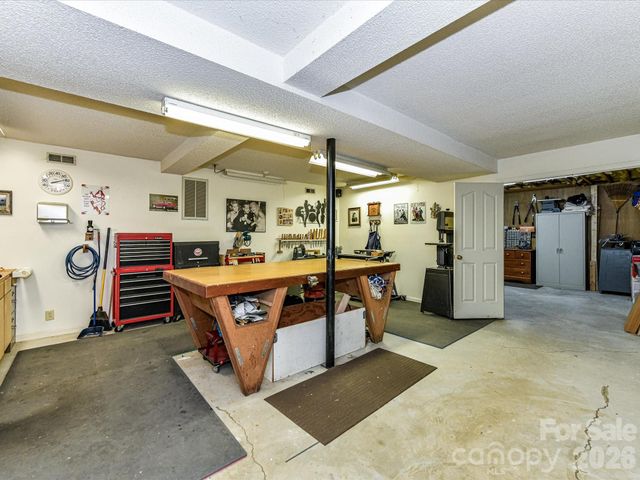 1931 Kilmonack Lane, Charlotte, NC 28270