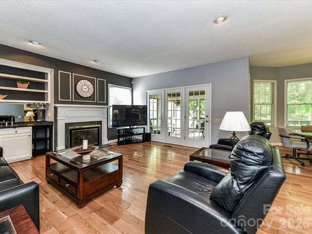 1931 Kilmonack Lane, Charlotte, NC 28270