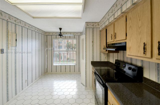 14575 Bonaire Blvd 308, Delray Beach, FL 33446