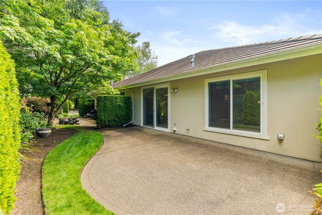 7002 Fairway Lane SE, Olympia, WA 98501