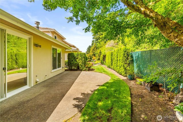 7002 Fairway Lane SE, Olympia, WA 98501