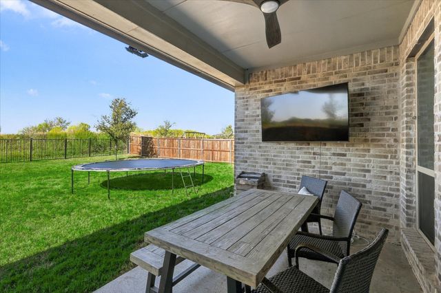 2161 Cloverfern Way, Haslet, TX 76052