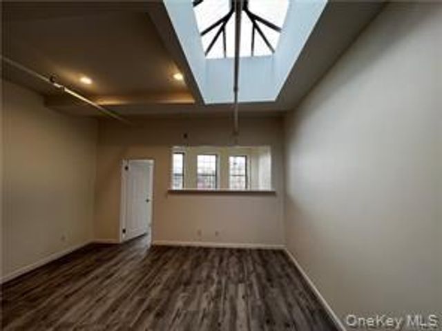 102 North Street 1, Middletown, NY 10940