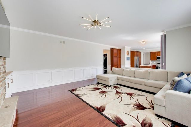 2553 LYMAN Loop, Yorkville, IL 60560